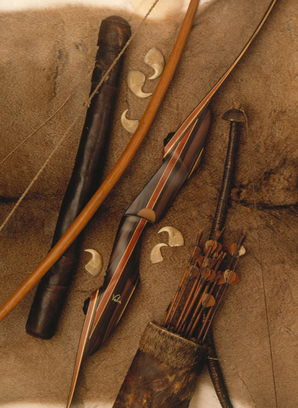 Arc long traditionnel en bois fait à la main - Arc de chasse de Mongolie - 11,3 à 25 kg - Pour la pratique de la chasse des adultes à la main